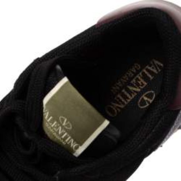 NIB Valentino Garavani Rockrunner Stud Sneaker, Black Men's US 9 $1,292 - Picture 6 of 11